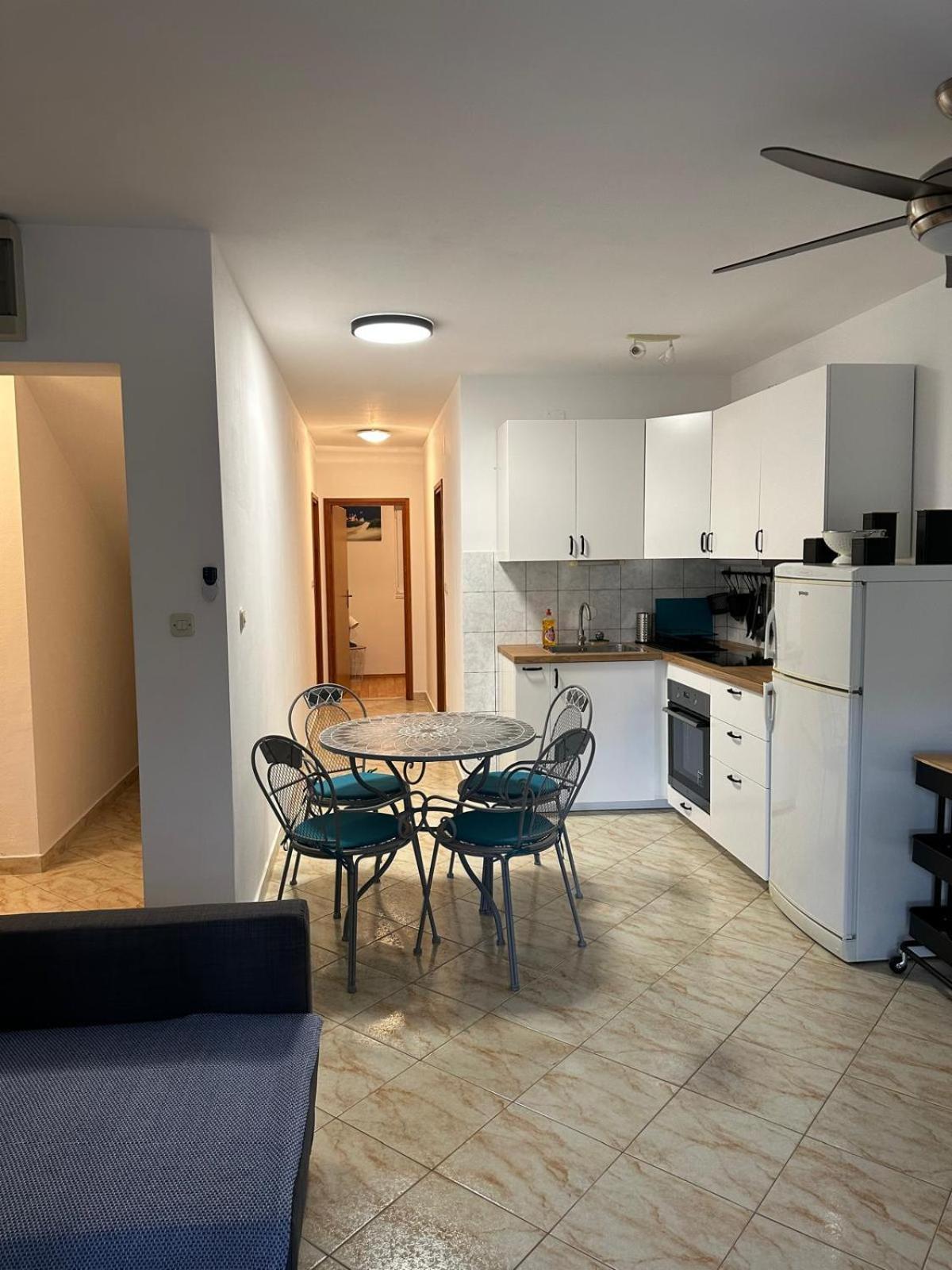 Apartments Eti 볼 외부 사진