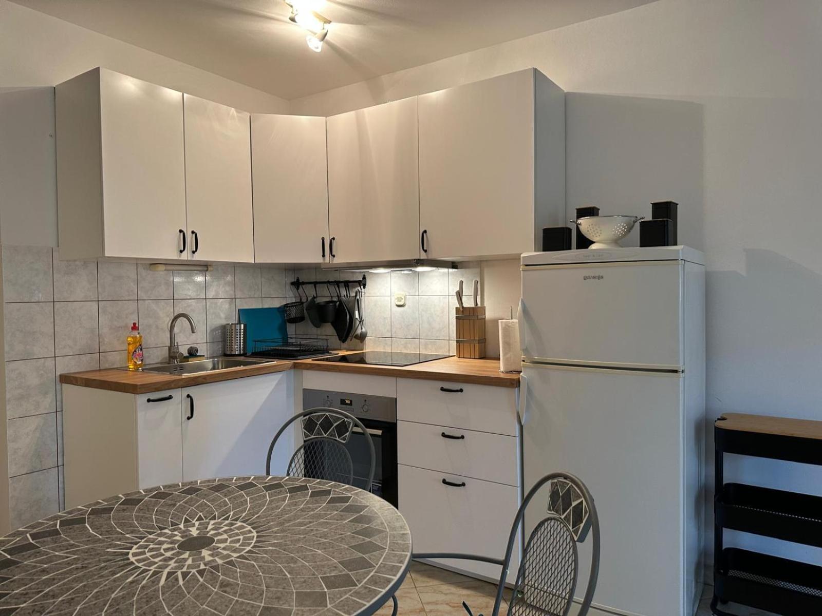 Apartments Eti 볼 외부 사진